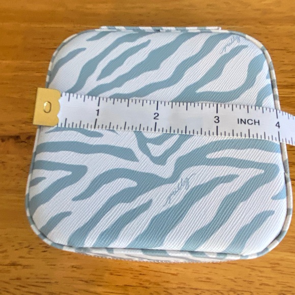 Milly Travel Jewelry Case (NWOT) - Picture 12 of 15